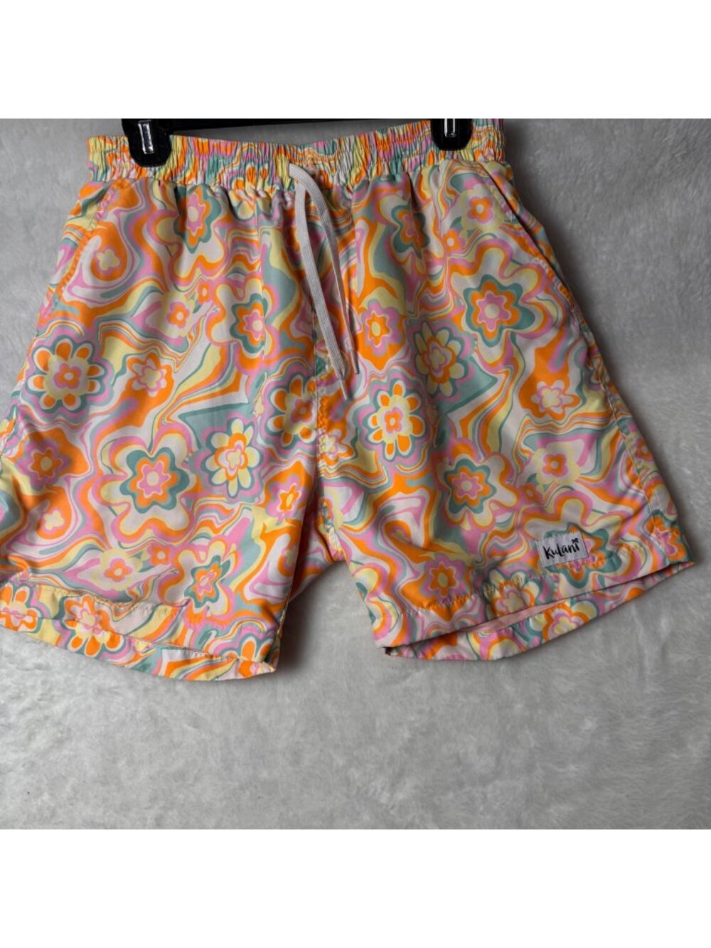 Kulani Kinis men’s XL tropical swim trunks colorful floral lined elastic band
